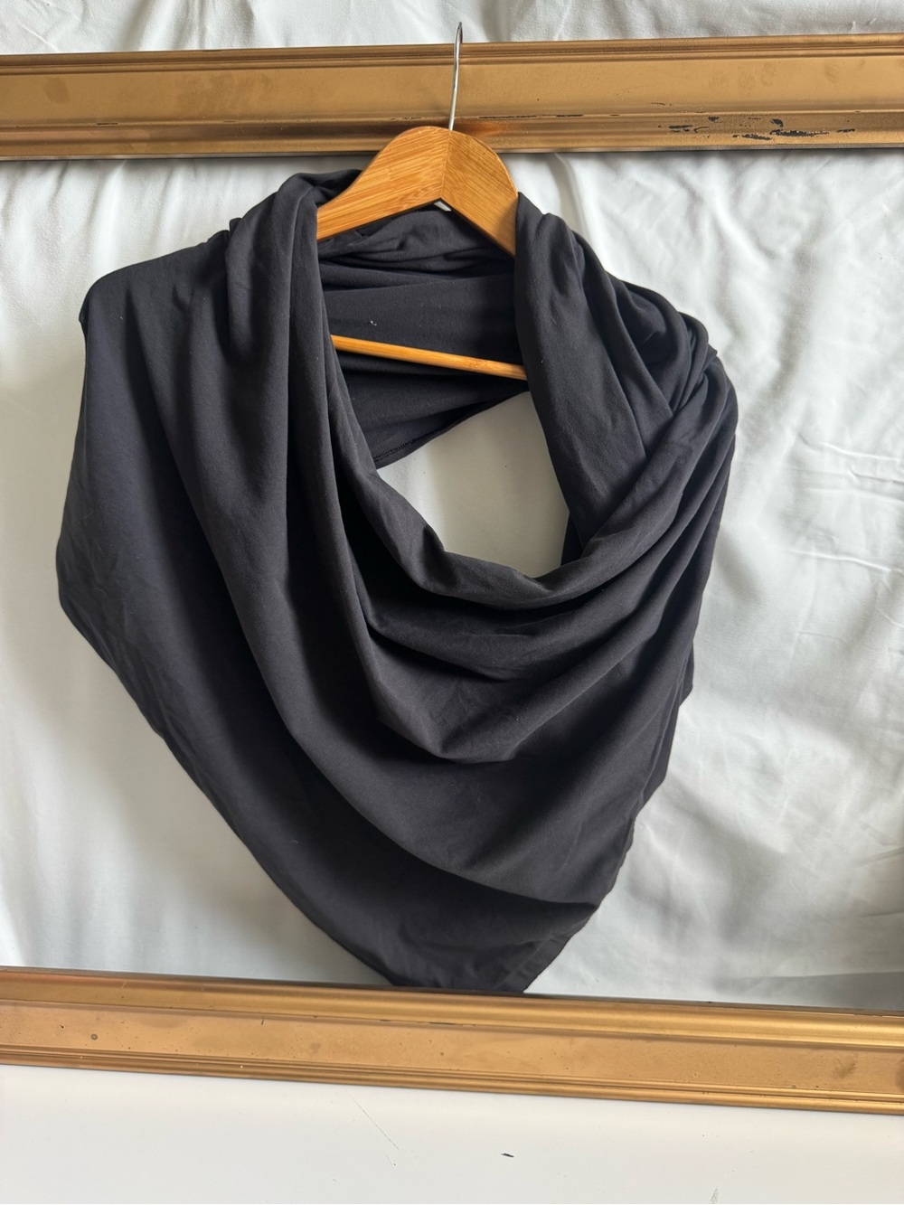 lululemon vinyasa scarf black snap convertible wrap - Picture 7 of 8